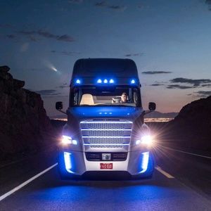 Meet your Posher, Raj